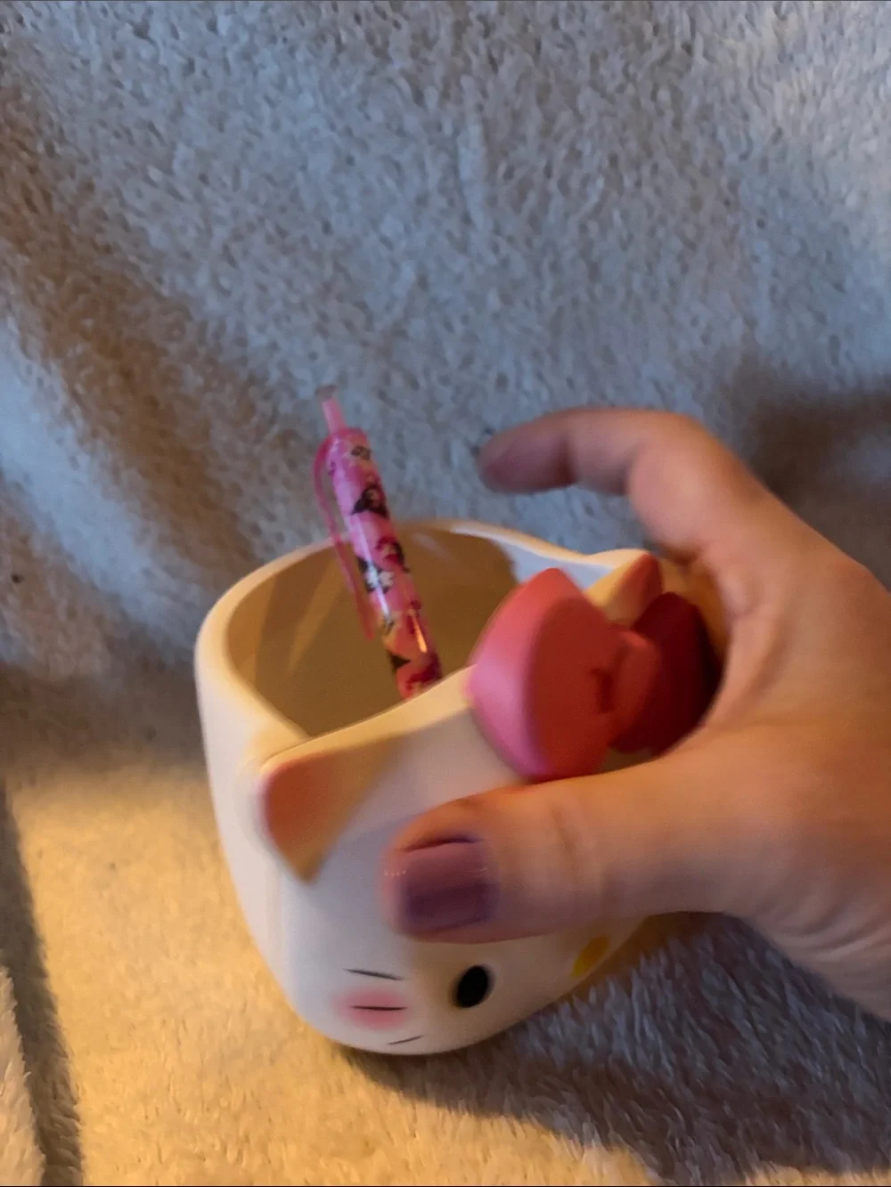 Hello Kitty White Face Organizer with Pink Bow